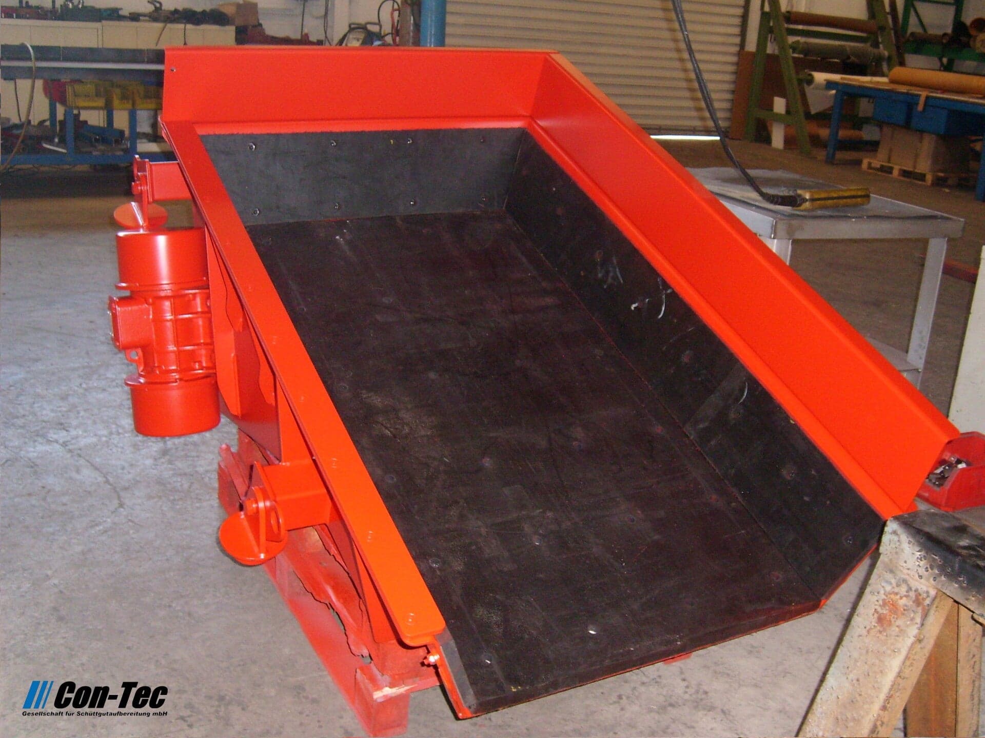 AUSTRAGSGERÄTE   | FÜR BUNKER & SILO