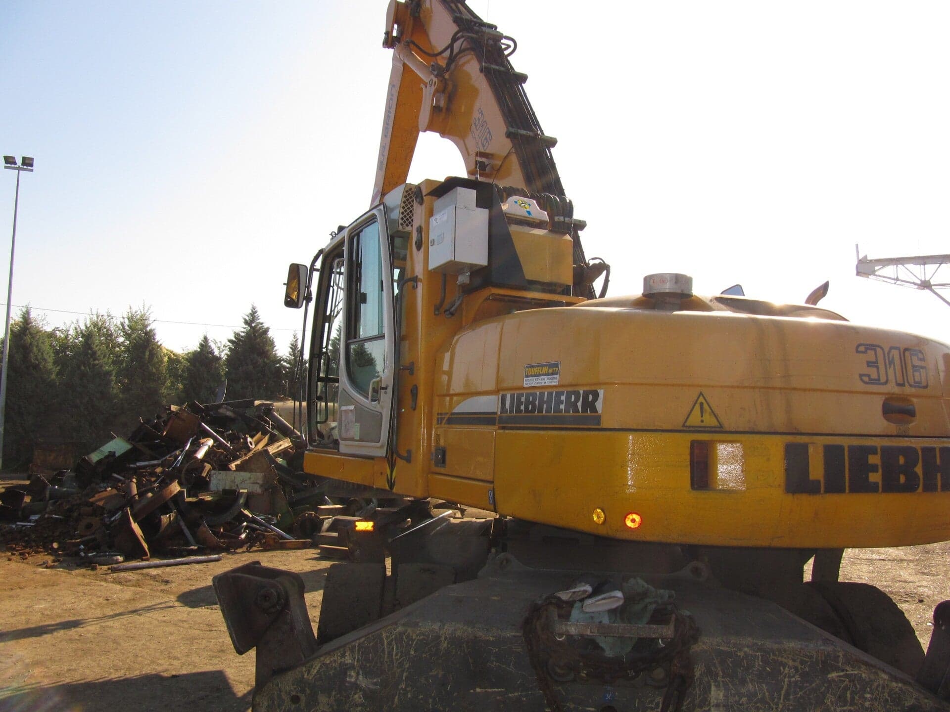 Stromversorgungs- und Steuergeräte | für magnetische Förder- und Trennanwendungen