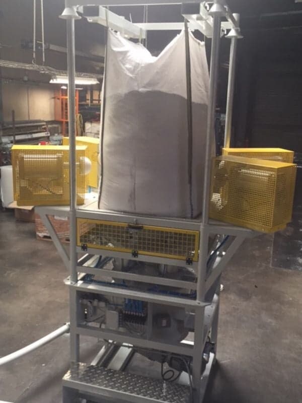 Silos, Trichtern und Big Bag | Lagersysteme für die Kunststoff Industrie