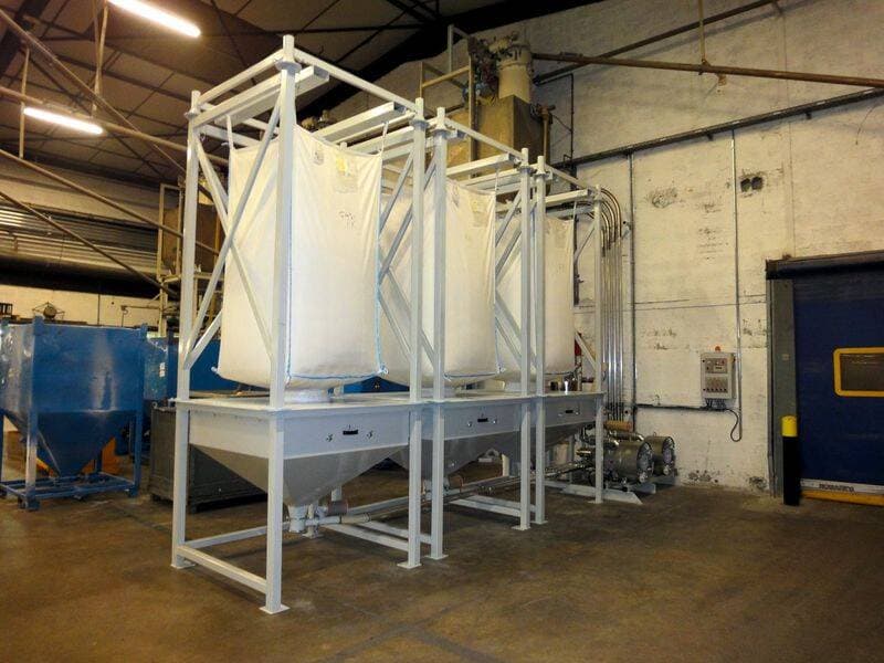 Silos, Trichtern und Big Bag | Lagersysteme für die Kunststoff Industrie