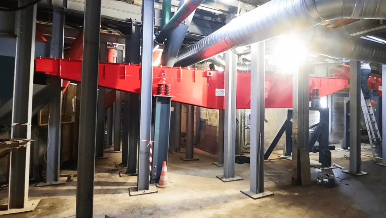 VIBRATIONSFÖRDERER & DOSIERER MIT UNWUCHTMOTOREN