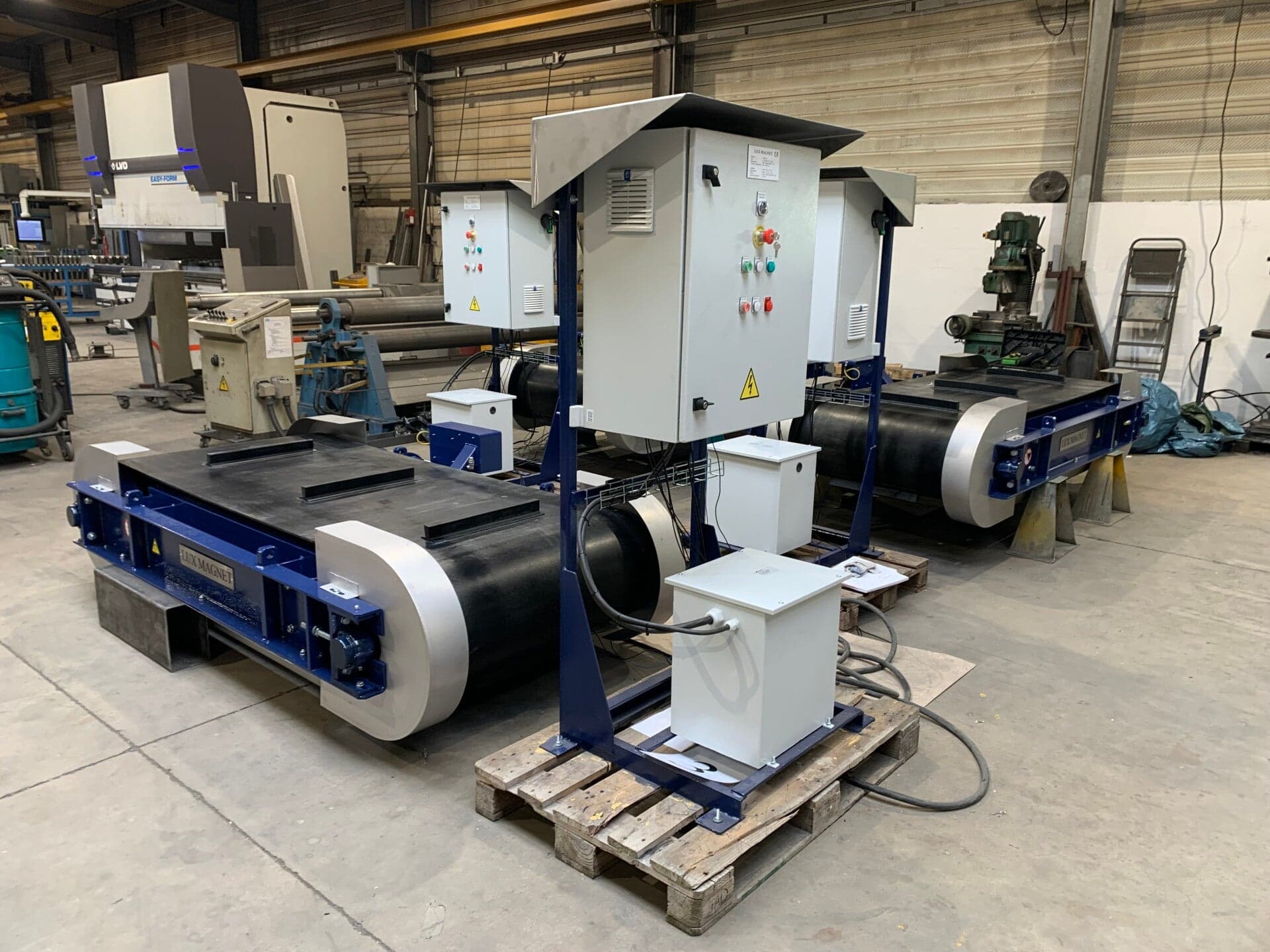 Elektro-Überbandmagnet   | präzise Eisenabscheidung auf Förderbändern